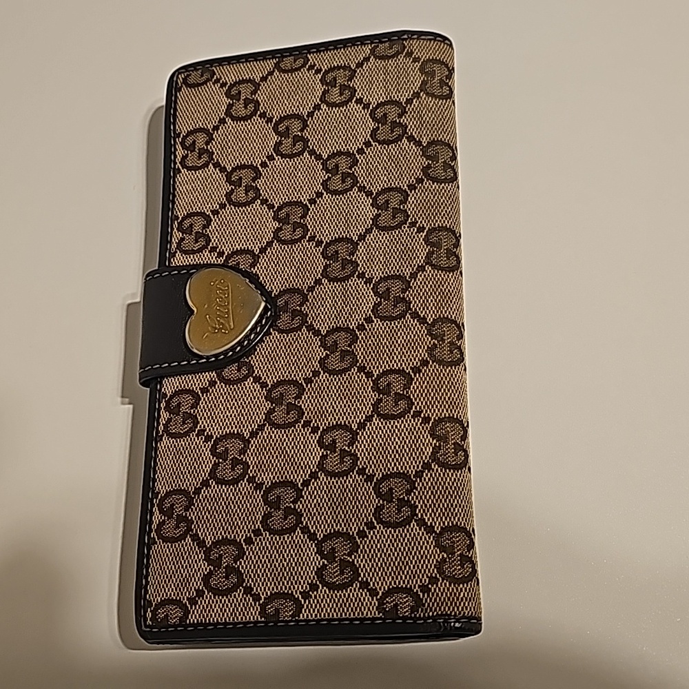 Gucci Heart Lock Long Wallet Brown Canvas